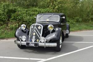 Image 13/57 de Citroën Traction Avant 15/6 (1950)