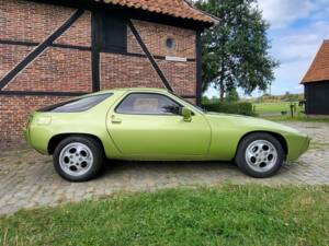 Bild 4/8 von Porsche 928 (1977)