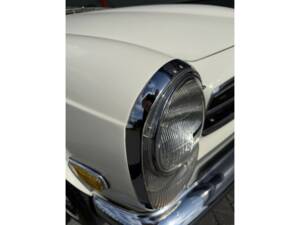 Immagine 22/50 di Mercedes-Benz 280 SL (1968)