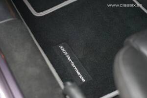 Image 19/29 of Jaguar XKR (2003)