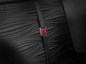 Immagine 47/50 di Aston Martin V12 Zagato (2013)