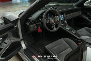 Bild 15/25 von Porsche 911 Carrera GTS (2017)