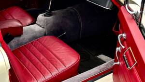 Imagen 9/13 de MG MGA 1500 (1957)