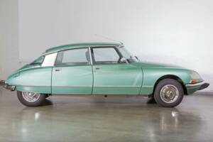 Bild 6/20 von Citroën DS 23 Pallas (1974)