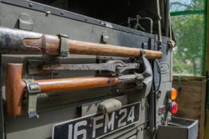 Image 8/50 de Land Rover 88 (1974)