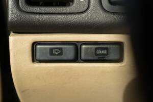 Bild 35/50 von Honda Legend (1992)