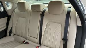 Image 38/54 of Maserati Quattroporte GTS (2015)