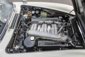 Image 22/38 de Mercedes-Benz 300 SL Roadster (1961)