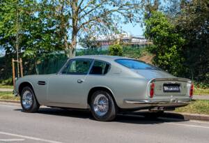 Immagine 4/27 di Aston Martin DB 6 Mk II (1971)