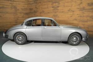Image 13/19 de Jaguar Mk II 3.8 (1967)