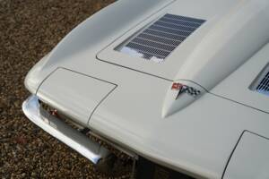 Immagine 27/50 di Chevrolet Corvette Sting Ray (1963)