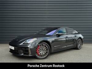 Imagen 1/35 de Porsche Panamera Turbo S E-Hybrid (2024)