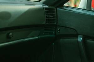 Image 31/45 of Porsche 944 S2 (1989)