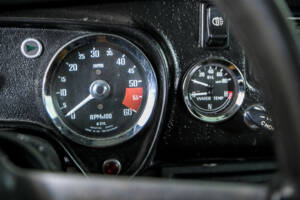 Imagen 21/50 de MG MGB GT V8 (1975)