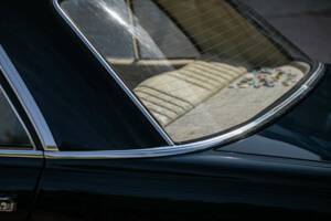 Image 44/50 of Mercedes-Benz 250 (1972)
