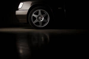 Image 29/33 of Mercedes-Benz 300 CE-24 (1992)