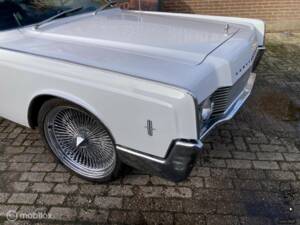 Bild 12/50 von Lincoln Continental Convertible (1966)