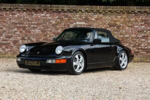Obraz 32/50 pojazdu Porsche 911 Carrera 2 (1991)