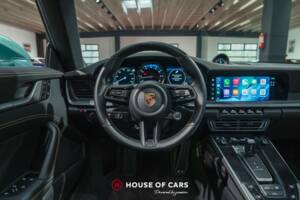 Image 15/24 of Porsche 911 Carrera 4S (2023)