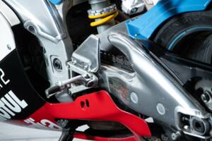 Image 8/50 de Aprilia DUMMY (2002)