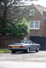 Afbeelding 8/27 van Mercedes-Benz 420 SL (1987)