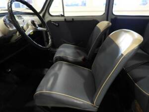 Image 6/15 de FIAT 600 D (1967)