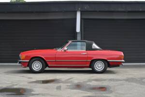 Image 32/50 of Mercedes-Benz 350 SL (1979)