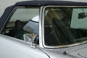 Image 26/50 de Mercedes-Benz 280 SL (1970)