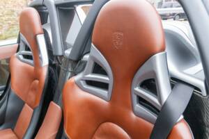 Image 19/50 de Porsche Carrera GT (2005)