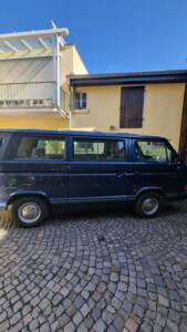 Image 3/10 de Volkswagen T3 Multivan 2.1 &quot;Limited Last Edition&quot; (1992)