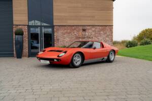 Bild 2/85 von Lamborghini Miura P 400 (1967)