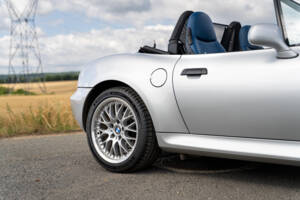Bild 7/15 von BMW Z3 3.0i (2001)