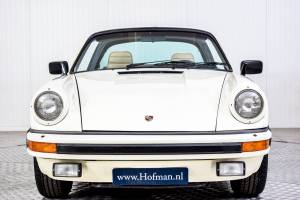 Image 18/50 of Porsche 911 SC 3.0 (1982)