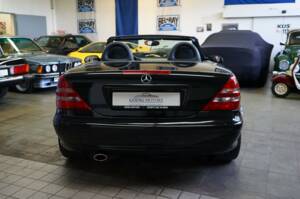 Image 12/33 de Mercedes-Benz SLK 320 (2000)