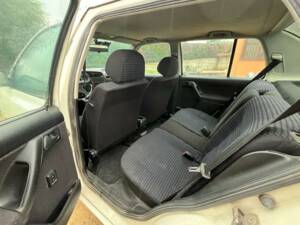 Image 8/22 of Volkswagen Jetta III 1,8 (1993)