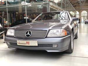 Image 2/49 de Mercedes-Benz SL 280 (1995)