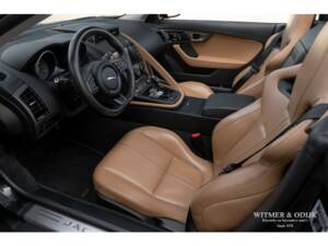 Image 3/37 de Jaguar F-Type S (2014)