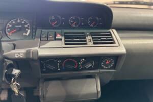 Immagine 19/23 di Renault Clio I 1.8 16V (1991)