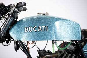 Image 21/50 of Ducati 750 GT (1972)