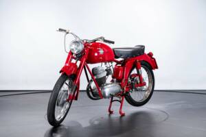 Image 8/27 of MV Agusta DUMMY (1955)