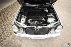 Image 54/98 de Mercedes-Benz E 50 AMG (1996)