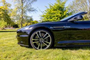 Image 20/39 of Aston Martin DBS Volante (2011)