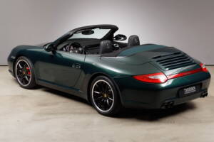 Immagine 15/41 di Porsche 911 Carrera 4S (2008)