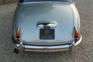 Bild 45/50 von Jaguar Mk II 3.4 (1964)