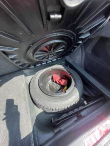 Immagine 10/16 di Mercedes-Benz 300 CE (1989)