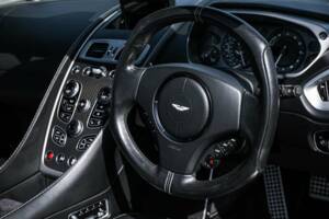Image 10/50 of Aston Martin Vanquish Volante (2014)