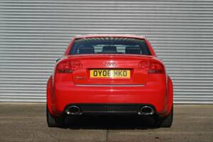 Image 13/50 of Audi RS4 (2006)