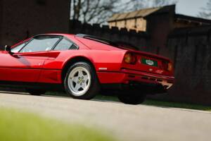 Image 10/33 of Ferrari 208 GTB Turbo (1987)