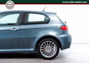 Bild 13/46 von Alfa Romeo 147 3.2 GTA (2004)