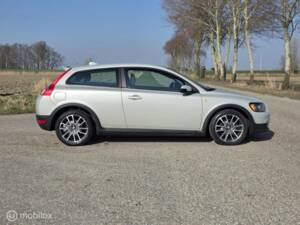 Imagen 8/32 de Volvo C30 2.0 (2007)